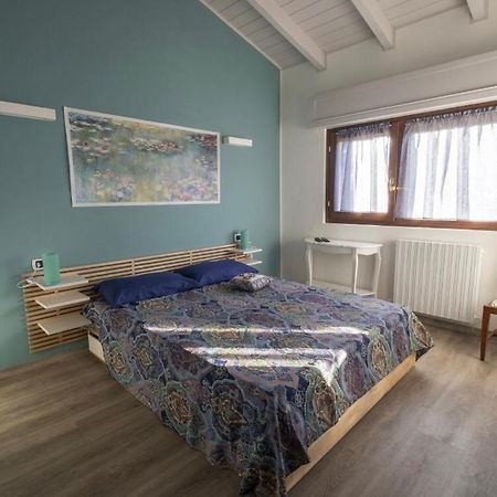 Appartamento In Villa Con Giardino A 300M Dal Lago Maggiore 卡斯特尔图-苏帕提茨诺 外观 照片